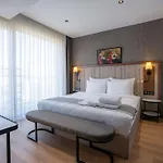 Seatown Hotel