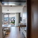 Seatown Hotel 5*